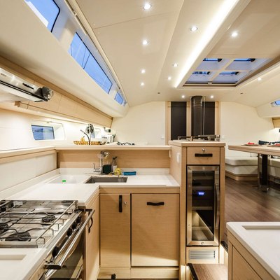 Life Time Yacht 14