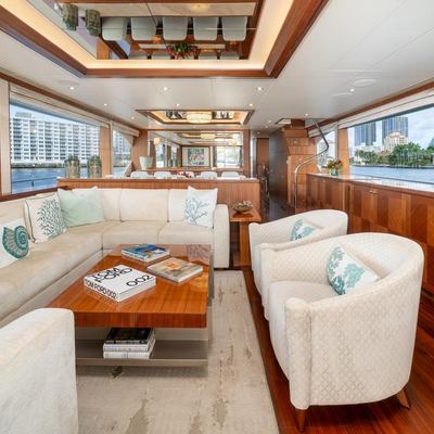 Iridescence Yacht 11