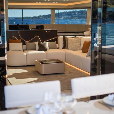 Aura Yacht 12