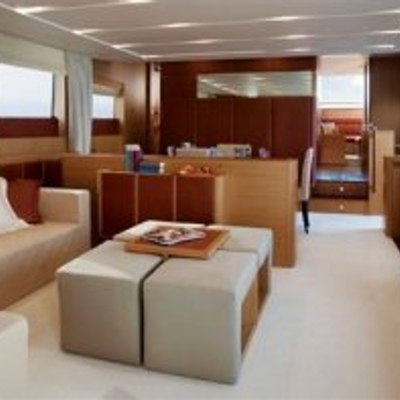 Bluwater Yacht 12