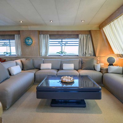 Sandi IV Yacht 12