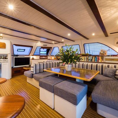 Ombre Blu 3 Yacht 12