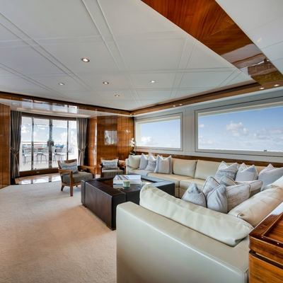 In the Zone Yacht 12