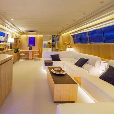 Phantom Yacht 11