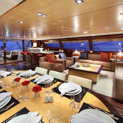 Favourite Child Yacht 15