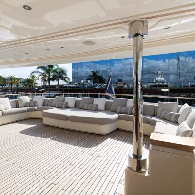 Palatial Yacht 13