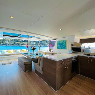 Signature Vision Yacht 11