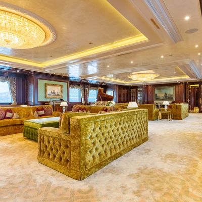 Black Pearl Yacht 15