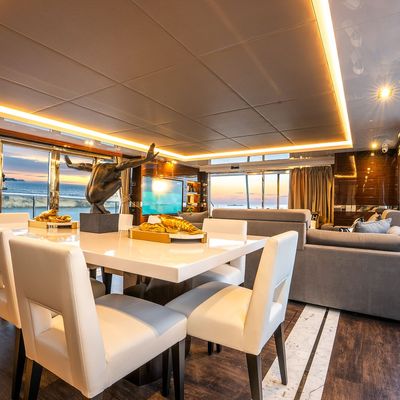 Lady B II Yacht 13