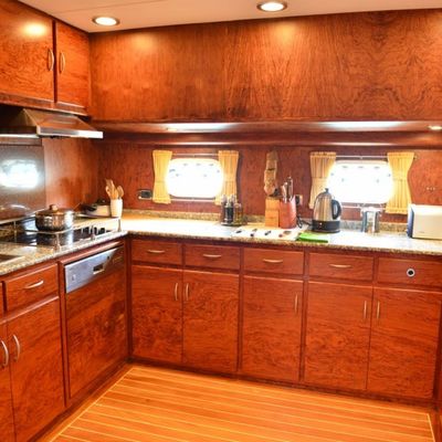 Euphoria I Yacht 14