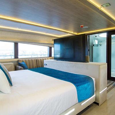 Grand Majestic Yacht 13