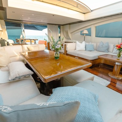 Scratch Yacht 13