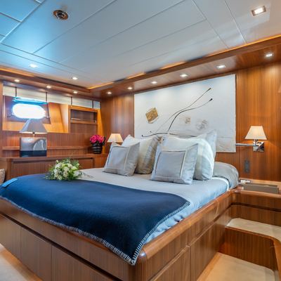 Lex Yacht 15