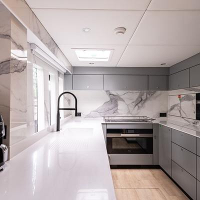 VELA Yacht 13