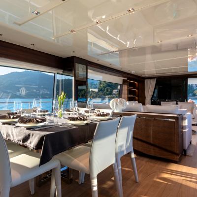 Queen Martina Yacht 14