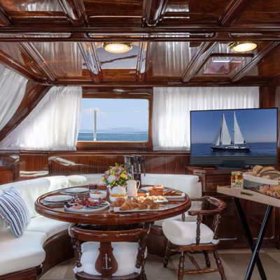 Spirit L Yacht 12