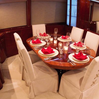 Helios Yacht 12