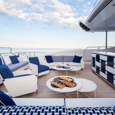 DA VINCI Yacht Charter Price - Overmarine Luxury Yacht Charter