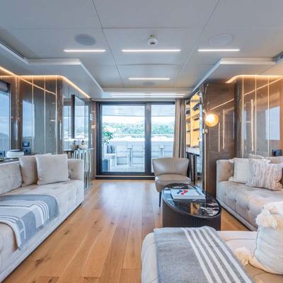 Dulce De Leche Yacht 13