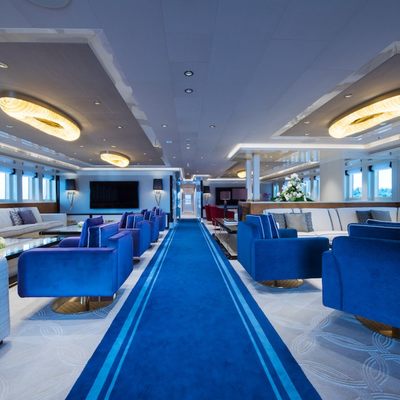 Queen Miri Yacht 11