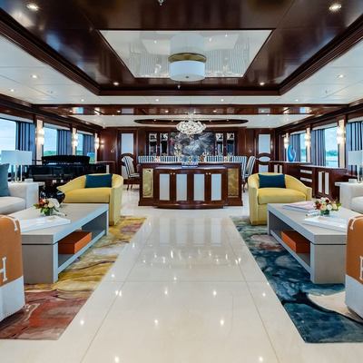 Iron Blonde Yacht 13