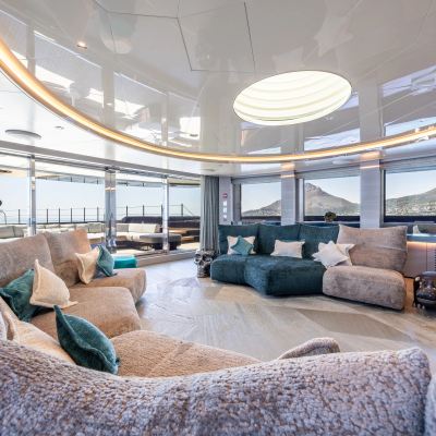 Salt Yacht 15