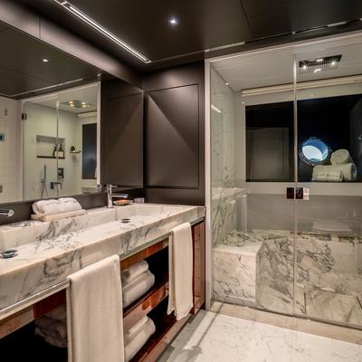 Illusion Yacht 14