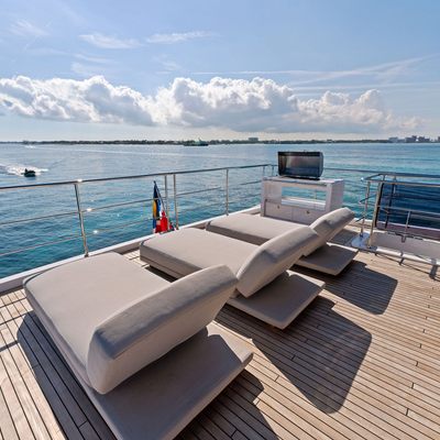 Compass Yacht 14
