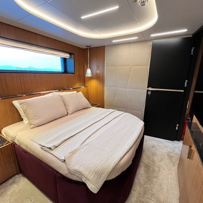 Dulce De Leche Yacht 15