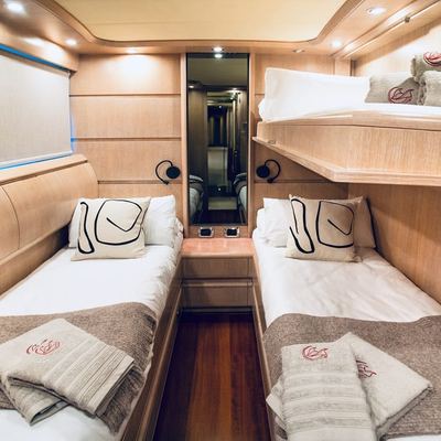 4'TS Yacht 15