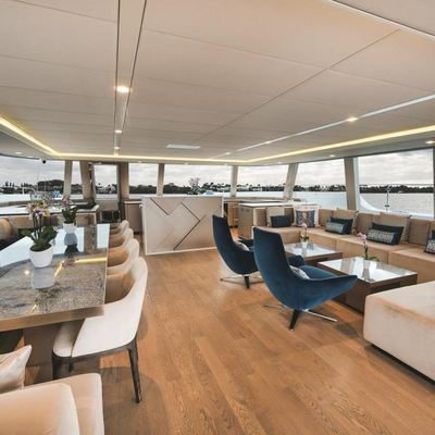 NJoy Yacht 12
