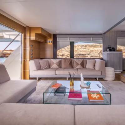Byscaine Yacht 12