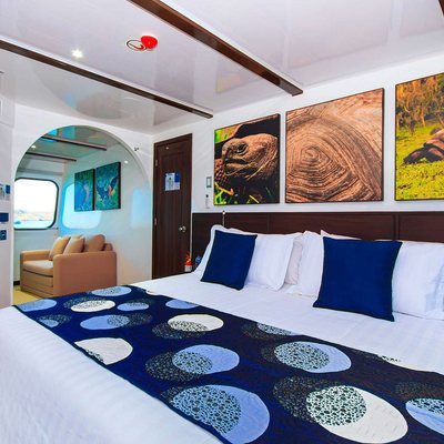 Natural Paradise Yacht 14