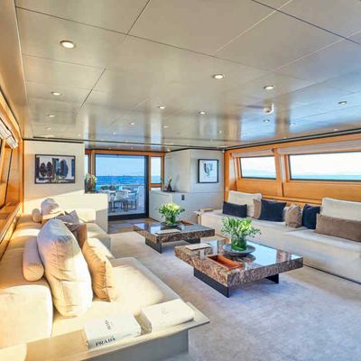 Loana Yacht 12