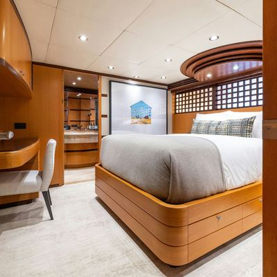Last Call Yacht 15