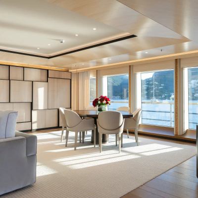 SYNTHESIS Yacht 13