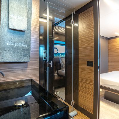 Daddy's Dream 2 Yacht 15