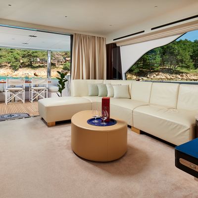 Concord's 6 Yacht 14