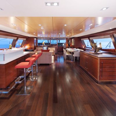 Favourite Child Yacht 12