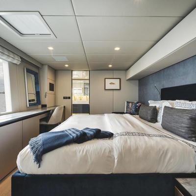 NJoy Yacht 14