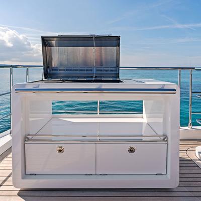 Compass Yacht 15