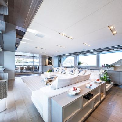 Blue Diamond Yacht 14