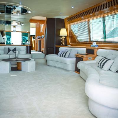Dream Yacht 12