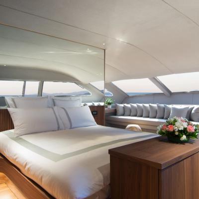 Whisper V Yacht 14