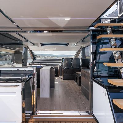 X2 Yacht 11