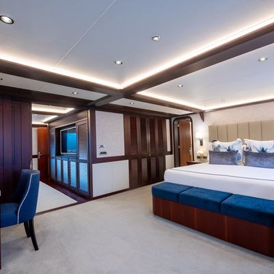 Buccara Latitude Yacht 14