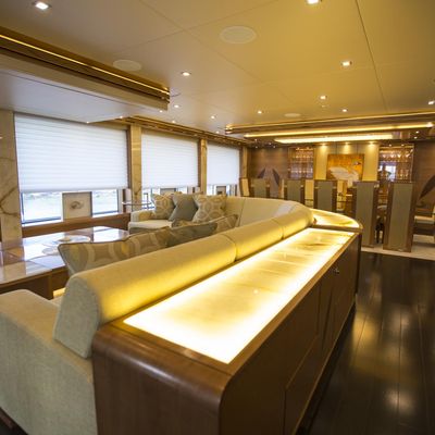 Serenity Yacht 12