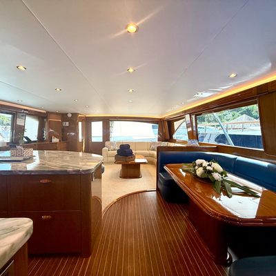 Doc Z Yacht 12