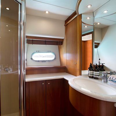 Alani Yacht 15