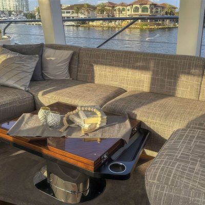 Razzle Dazzle Yacht 11
